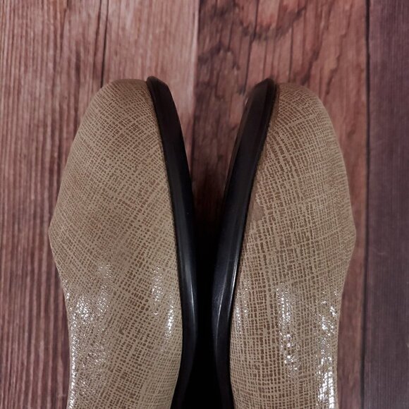 SAS Scenic Womens Size 7.5 M Tan Fog Comfort Slip On Ballet Flats Shoes USA Made - Picture 11 of 14